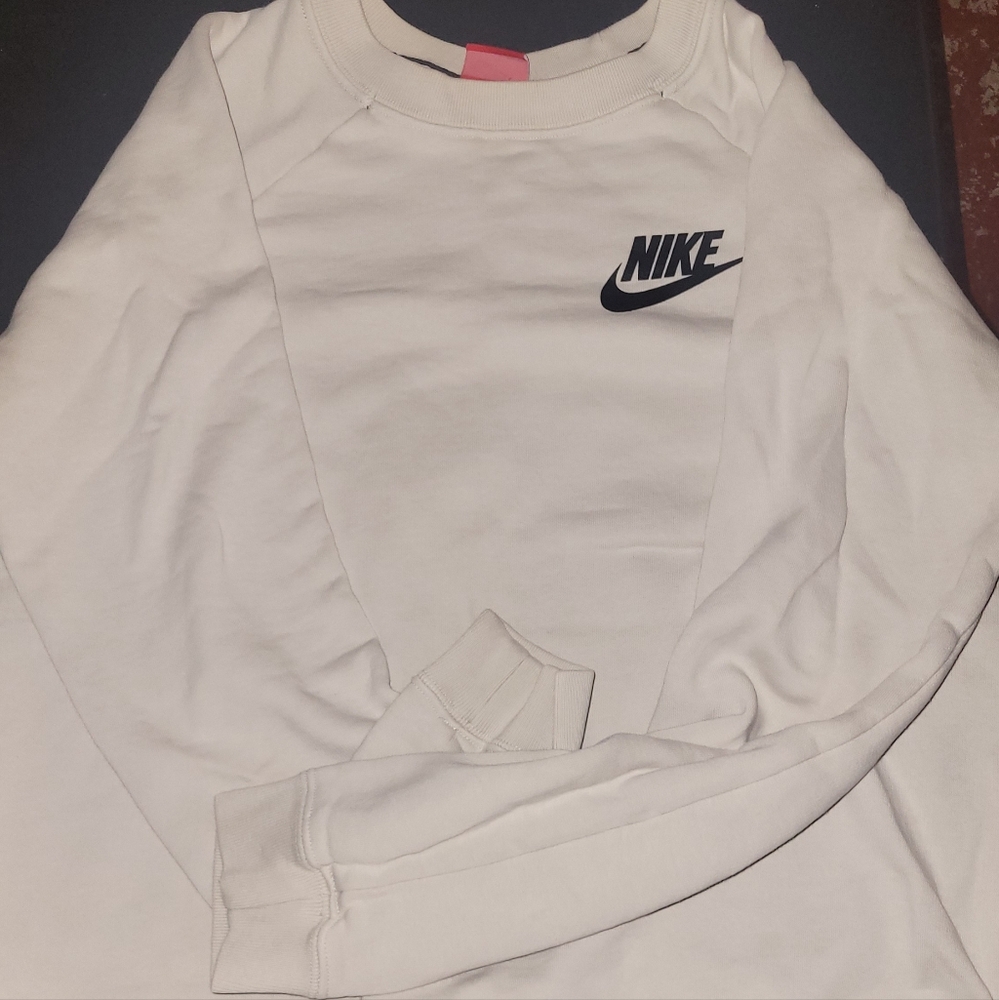 Womens Nike Cream Sweatshirt